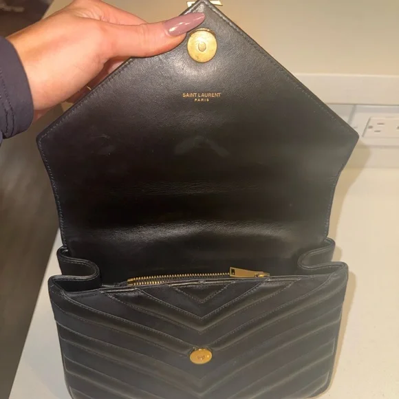 Authentic Yves Saint Laurent Medium College Bag with Gold Chain - Picture 2 of 8